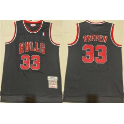 Men Chicago Bulls 33 Scottie Pippen Black 1997 98 Throwback Stitched Jersey