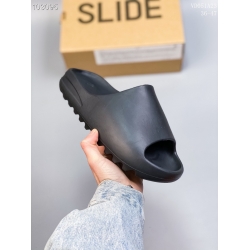 Adidas Yeezy Slide Men 005