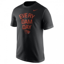 NCAA Men T Shirt 662